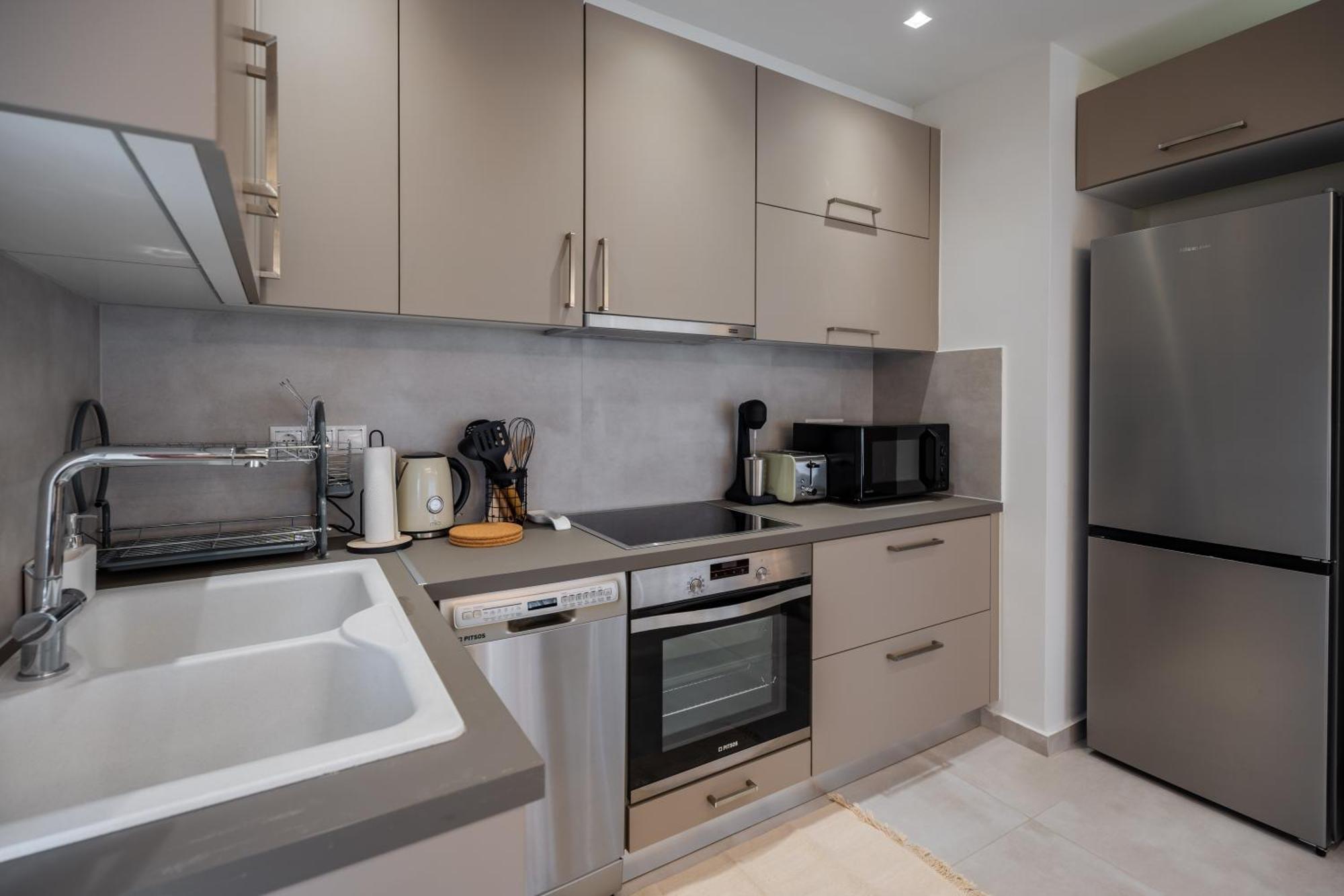 Sesilia Sea View Apartment أثينا المظهر الخارجي الصورة